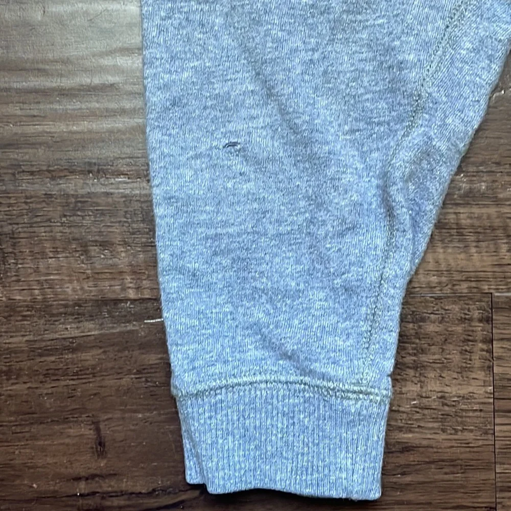 12M grey Carter’s sweatsuit/jogger